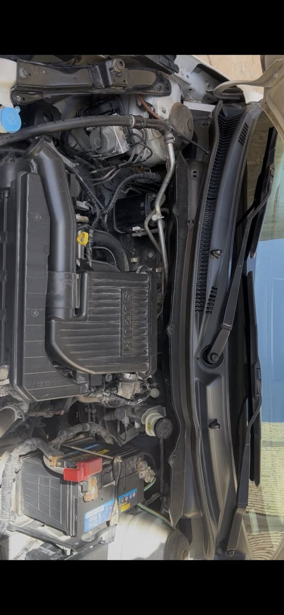 السلام عليكم اخوان
سوزوكي سويفت دزاير موديل ٢٠١٦ لون ابيض  رقم بغداد باسمي استلام شركه داخل جديد كير مكينه جدد كهربائيات جديده ومملعوب باي جزء من السياره تبريد تدفئه ع وضع الشركه  الكشر الدعاميه الخلفيه مبدله اثر ظربه والباب الخلفي ايمن مصبوغ مو كله اثر شخوط (تكتك افندي) والباقي كله مكفول لا خياس ولا اي شي مكان بغداد الشعب حي البساتين مدخل الشقق السعر ٧٨ وبي مجال ***********
