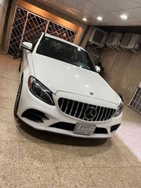 مرسيدس C300 • ٢٠١٨ • ٧٢ الف ميل