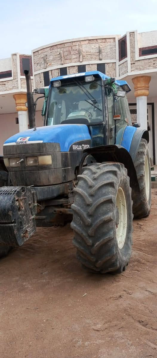 السلام عليكم... مكينه نيوهولند فول كهربائيّ حجم 125
رقم وسنويه واسط تحويل بنفس اليوم 
المكان واسط الشحيميه 

‏‪***********‬‏
❤
‏‪***********‬‏
