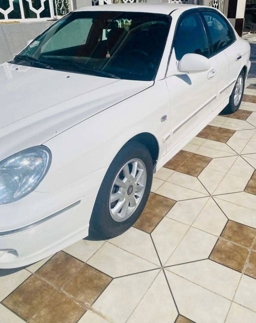 سوناتا 2002 رقم بغداد انكليزي تحويل ثاني يوم
كير ومحرك ( مكفولات) اوتماتيك 
تبريد شغال 🧊 سياره جاهزه ونضيفه
وحلوه ومابيه اي نقص
السعر 55 وبيه مجال
‭***********‬
مكان بابل ابي غرق
