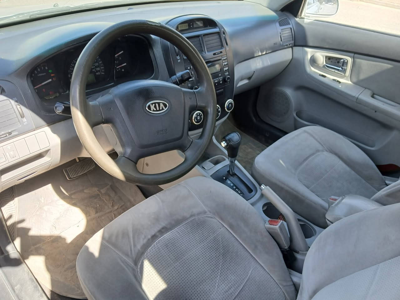 يلله سلام عليكم رمضان كريم سبكتره ٢٠٠٩وارد أمريكي بيه داير جاملغ خلفي جدا بسيط ماشيه ١٢٠الف سعر ٨٥بيه مجال قليل اتصل فقط ***********او*********** مكاني كربلاء قرب مشفى الحجه
