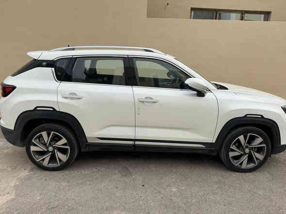 مواصفات السيارة 
سي س ٣٥
ستيشن
موديل ٢٣ 
اللون ابيض
ماشيه ٢٣ الف كيلو
النوع شانجان
 السعر ١٥ الف دولار
بلعراقي٢١ مليون و٣٠٠ الف 
***********
