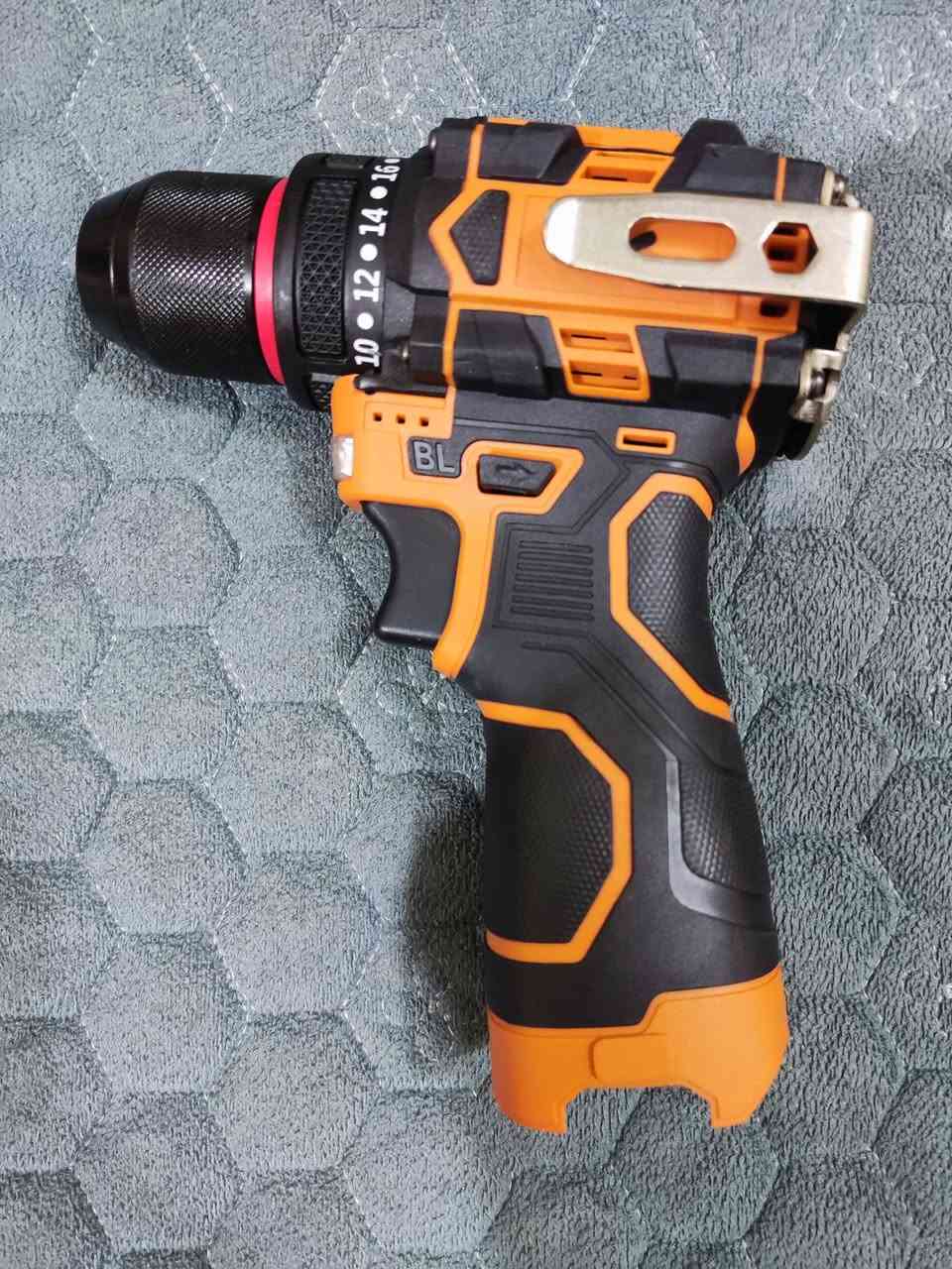 دريل برشلس درجة اولى ،بطاريتين السعر 35 الف مع توصيل مجاني ***********
