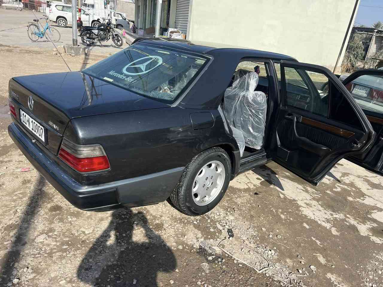 اسلام عليكم
مارسدس دب موديل 91 مكينه بلاد  لا صرف لا تبخير كفاله كير ومكينه قواعد دبل بلاد  رقم بغداد راعيها موجود  سنويه لحد 2030 /سعرها 68بيها مجال 
مكانها ديالى /المقداديه
***********
