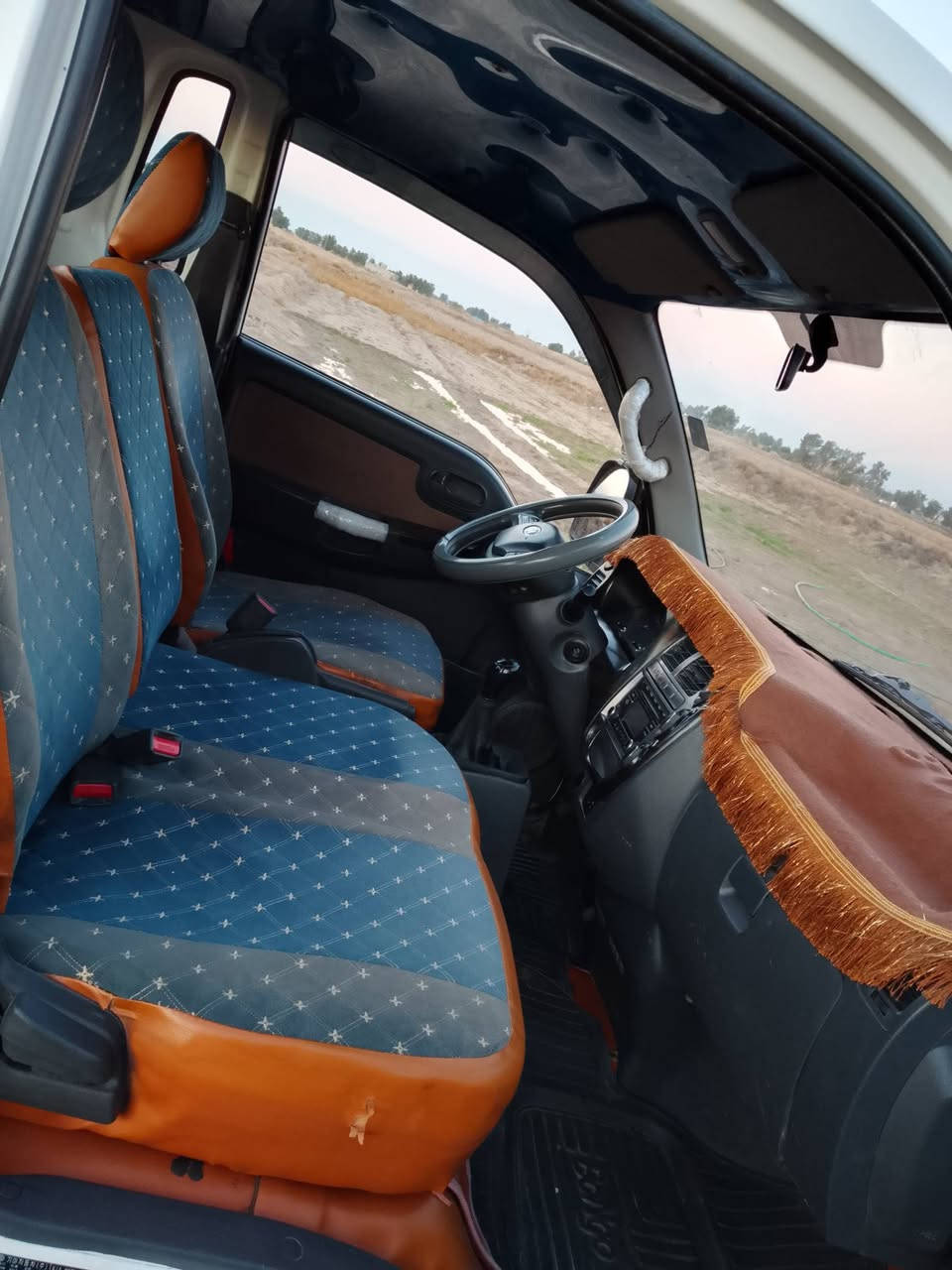 سيارة بنكو للبيع مكفوله من كير واكسن ومكينه وتبريد وشاصي ورقم شاصي تخم تاير باسمي سنويه 31شرط مهزوزه ب 26 موديل 20المكان بابل  للاستفسار الاتصال ع رقم لايوجد واتساب ***********
