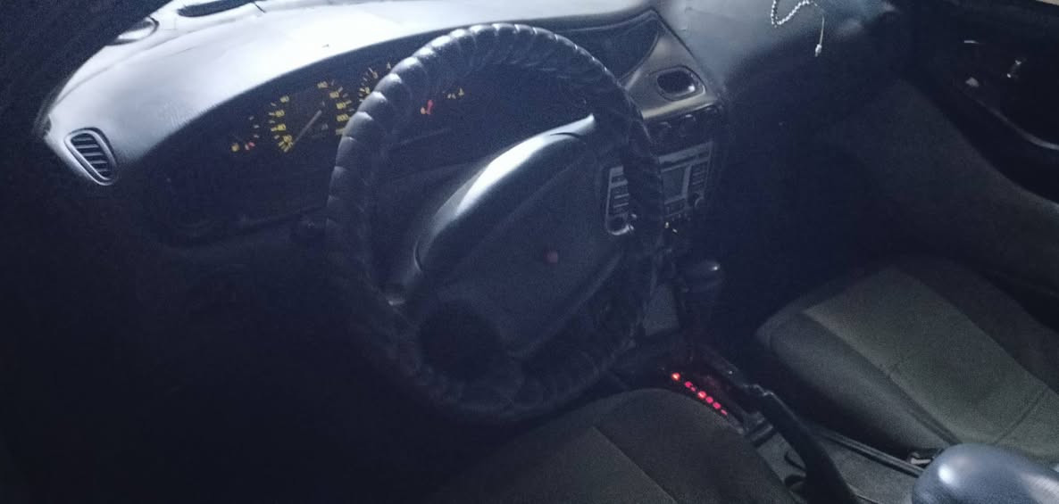 دايو لكنزا للبيع 
موديل 2000
تبريد🥶صيفأ ثلج .....تدفئة🔥 شغالات
صبغ جمالية بدون حادث بيها معجون 
واللي يجي ويريد يجيك كم شبر معجون لايتعب نفسة لان السيارة باله صارلها 26سنه بالخدمة 
....رقم انكليزي ....
كير اوتوماتيك ..شرط الكير 
ملاحظة .....محرك بي صرف ...ملاحظة 
للاتصال ع الرقم 
***********
