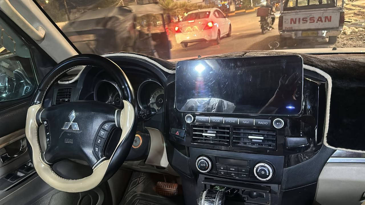 سلام عليكم باجيرو حبتور موديل 2010
فول مواصفات حبتور
گير مكينة مكفول
رقم بغداد دولي بأسمي
هزة جديدة
مكينة 3500
فتحة
كشن جلد
تحكم ستيرن ٣ جهات
دمام خلفي
مكان السيارة بغداد مدينة الصدر
للاستفسار اتصال
‏‪***********‬‏
