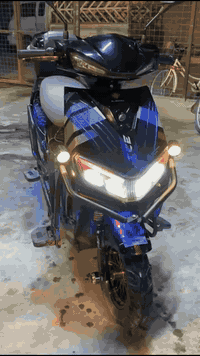 السلام عليكم ماطور شحن للبيع ماطور جديد معنه كلمه مستعمل شي قليل مدرع بل كامل وجنطه خلفيه وياه جادر ماطور فول نضافه ٦ بطاريات كبار شرط تفحص يله تاخذه ماطور كله بلادي لايت زنون عالي ناصي دبل اشاره اشاير منفذ شحن للتلفون مثبت سرعه سرعته ٩٩ اربع نمر نضام بك يرجع إلى خلف ماطور كامل مكمل مابي اي نقص وين متريد افحص  سعره 700 الف بي مجال بصيط مكاني رمادي تأميم 8شباط تواصل ***********
