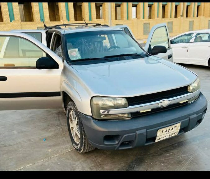 السلام عليكم سياره ابلايزر 
موديل ٢٠٠٥للبيع 
مكينه ابلاد المرغوبه قبق اسود 
السياره جاهزه مابيه نقص 
من صدر امامي  وخلفي 
تخم تاير 
تبريد ثلج 
دواخل جديده 
السياره جاهزه اترايك للبصره 
رقم اربيل 
السعر  77
اوبيه مجال الاتصال 
العنوان كوت واسط 
***********  //*********** 
للعلم مكلف بل نشر
