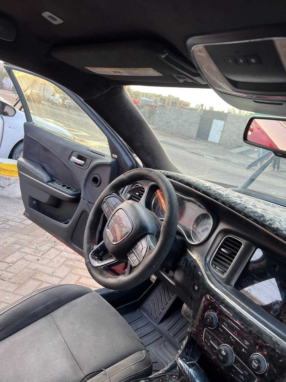 مساء آلخير جارجر موديل 2018 اصل
رقم بصره ) حادثها جاملغ وبنيد وارد امريكي ) مكينه 5700 RT) 
تبريد ❄️ 
تخم تايرات 100/100
حداديه 100/100
السيارة جاهزه من كل نواحي جديده 
مكاني بصره حي الأصدقاء) 
(*********** )
وتساب سيم كارت🌹
السعر (185) وبيها مجال الشراي )
