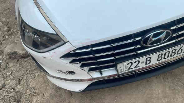 السلام عليكم 
سوناتا موديل 20 رقم أربيل سنويه بإسمي 
حادث خلفي چاملغ خلف السائق بدون إرباگ وبيها چاملغ جهة السائق امبدل اصلي بدون صبغ 
ماشيه 120 الف كم

مواصفاتها 
أربعة أنظمة قياده 
هاند بريك بصمه 
أوتو هولد 
رادار أمامي 
كاميرا دواره 
شاشه ابل كار بلي اصلي 
كروز سرعه 
تحديد مسار 
قيادة شبه ذاتيه 
مانع انزلاق 
محرك 2500 gdi
سعرها 153 بيها مجال بسيط 
مكاني كاظمية 
***********
