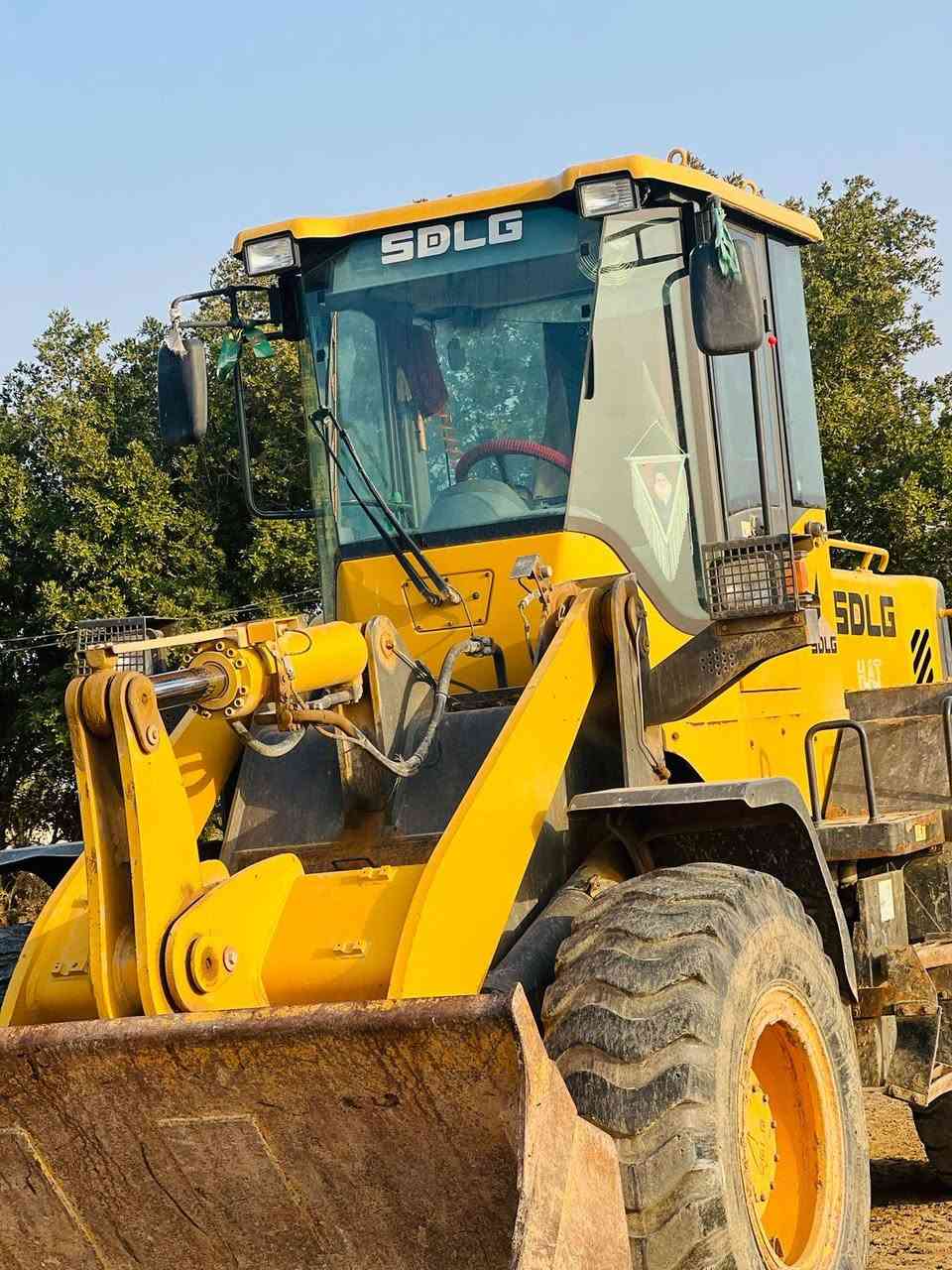 سلام عليكم للبيع شفل صيني الجي 2019 مكينه مكفولة عام *********** @إشارة
