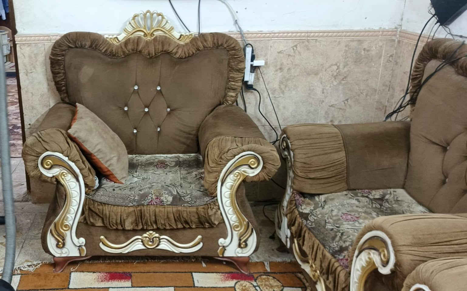 سلام عليكم
تخم خمس قطع
سعر 250 وبي مجال


**إذا كنت صاحب هذا الإعلان وتريد حذفه لأي سبب، رجاءا أرسل رسالة إلى الدعم الفني**