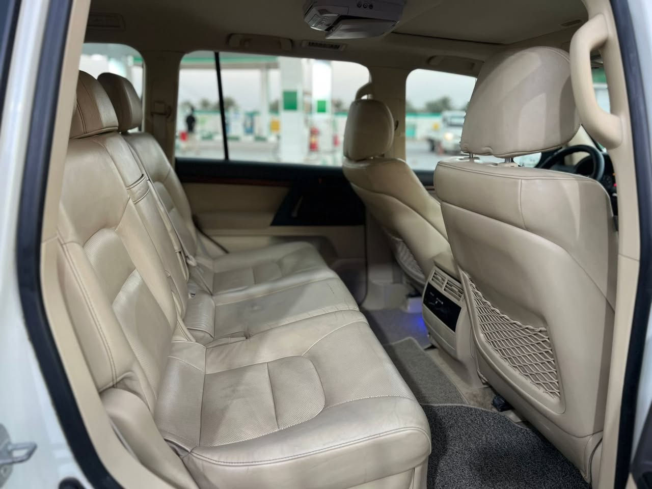 لاندكروز 2017 بريم ام الدفدي
مكفوله ماشيه ١١٢الف 
سياره جديده 
***********
