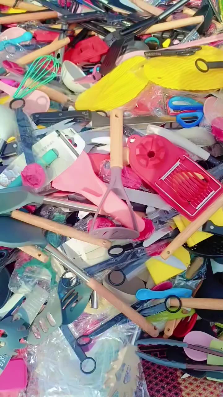 العنوان زبيديه حي الزهراء بيت عبد الهادي ابو فراس خلف مدرسه القيروان 😍 *********** 😍*********** السعر 500 دينار
