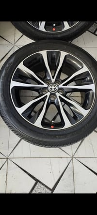 كورولا XSE • 17 بوصة • 215/50/17