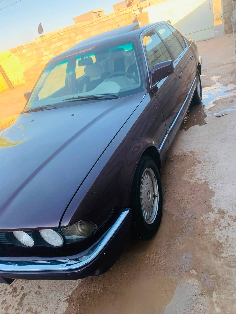 سلام عليكم للبيع BMW
اصل 730 حاليا عليهة مكينه 35 

موديل 94 

لون عنابي صبغ عام جماليه بدون اي ضربه بلاديه 

كشنات كهرباء فتحه سقف طگتين مري قلاب ويه البگ 

بچم عريض تخم تاير صدر نضيف 

منضومه تبريد جديده تبريد ثلج ❄️ بس الفان بي ضعف 

كهربائيات جاهزه 

بريك ABS شغال

رقم صلاح الدين مشروع وطني سنويه لنهاية ال 27 

سعر 48 وبي مجال 

عنوان ديالى بلدروز 

استفسار ***********
