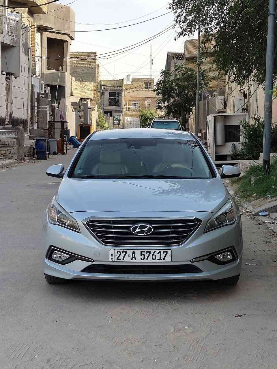 هونداي سوناتا موديل 2015 . وارد امريكي . حادثها جاملغ امامي وصبغ مع الباب . تحويل سياره جاهزه مكانها ناصريه. السعر 120. للاتصال *********** /. ***********
