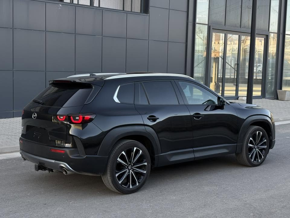 مازدا CX-50 موديل 2024
محرك 2,5 توربو فور ويل 

فول مواصفات PREMMIUM PLUS : 

عداد المسافه 15,000 ميل 

بدون صبغ بدون بارد بدون تبديل قطع

حادثها فقط الدعاميه الاماميه مكسوره

ايرباك فقط برده وحده طاكه و مرجعه بلادي

كير ومحرك وحجر و رادار بشرط 

السياره ماشاءالله كلش حلوه و نظيفه

بدون رقم يترقم شمالي عنوان سليمانيه

واتساب : ***********
