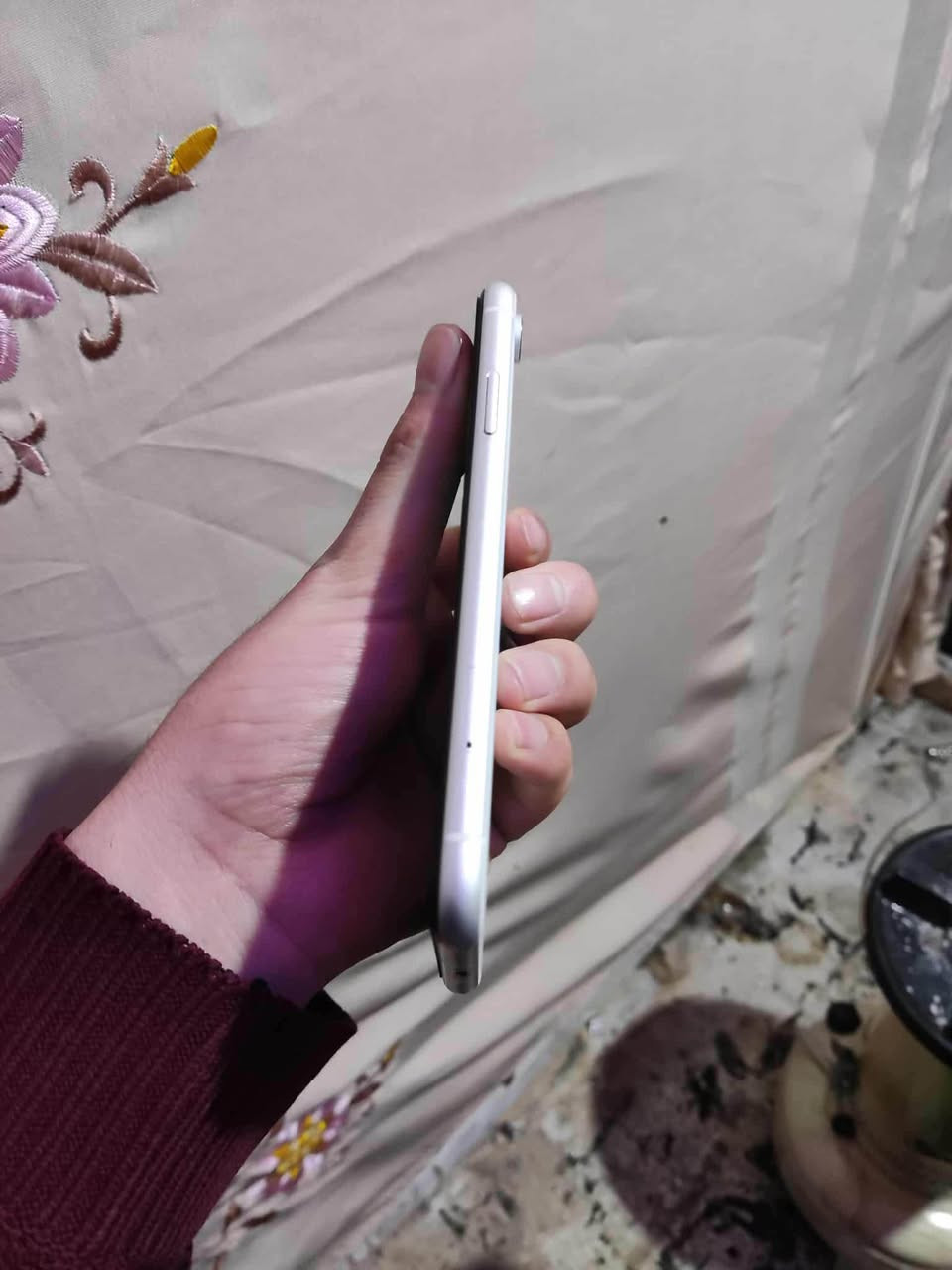 ئایفۆن ئێکس ئار  هیچی نەگۆراوە بەشەرت  ١٢٨گێگا  پاتری ٧٧زۆر زۆر خاوێنە بێ دەسکاریە  رەنگی سپی   شوێنم هەولێرە سعری 220هەزار و هەندەک محامەلە  موشتەری نی مێیە چات رەحمەتت لێبی ❤️ئەوەش رەقەمم (***********) أربيل, العراق
