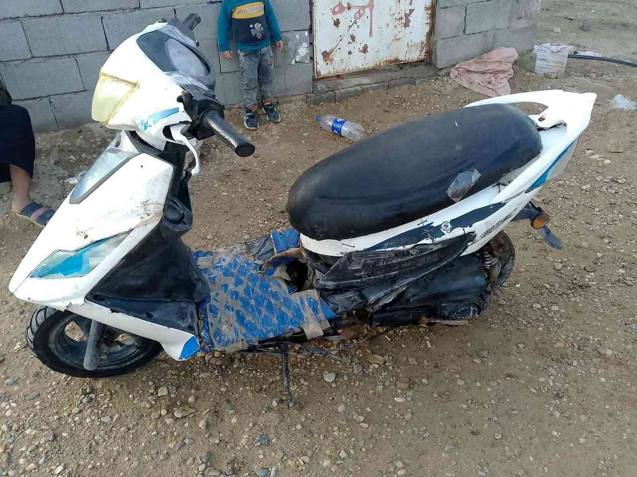 سلام عليكم
موطور سايم للبيع كهربائيات كلها شغاله عالي ناصي اشاير محرك نضيف سعر ٣٥٠ وبي مجال ***********
