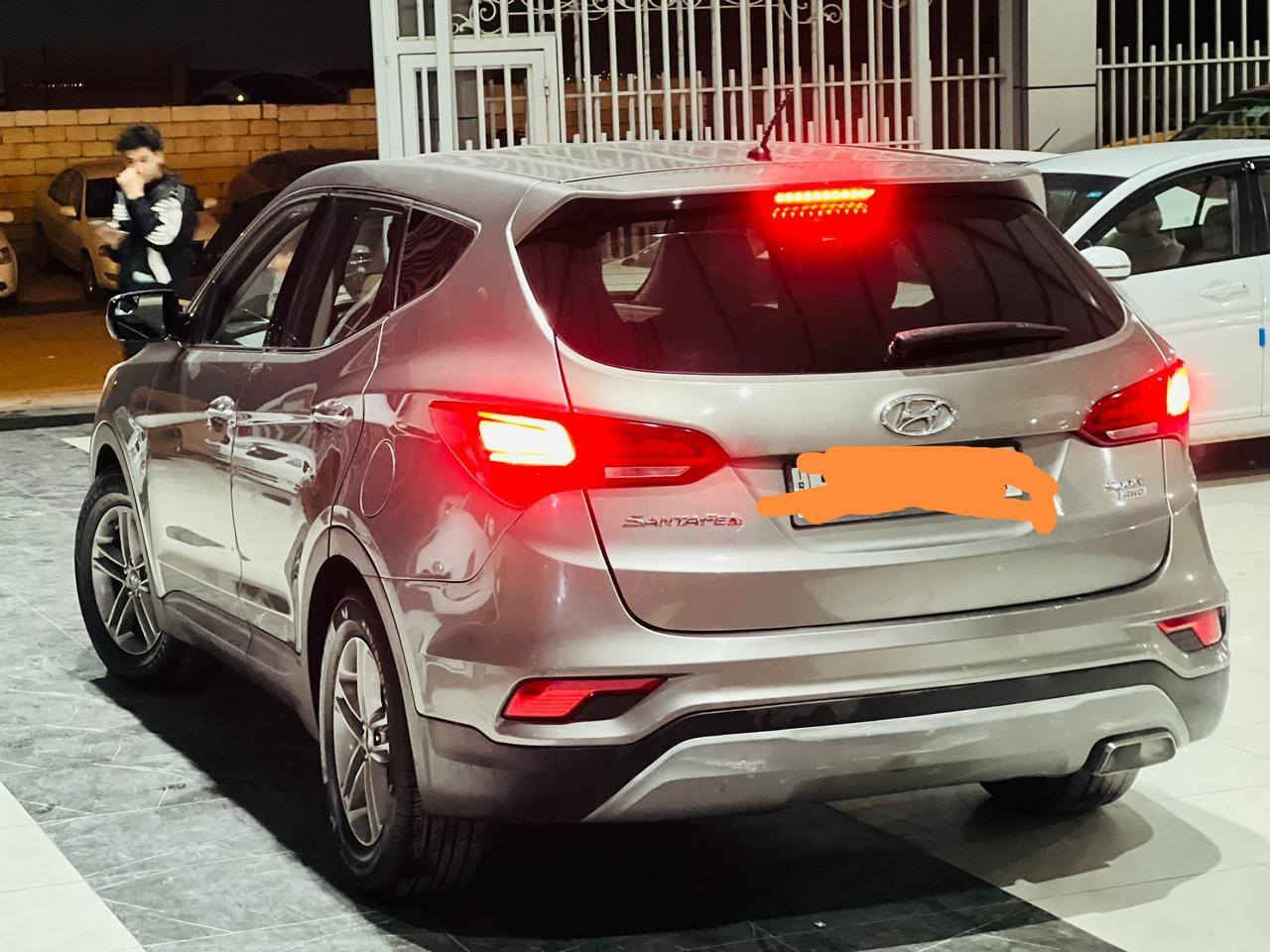 سنتافي موديل 2018 مكينه 2400 قطعة وحده صبغ 5 راكب نص فول سياره نضيف السعر 165 بي مجال تحويل مباشر رقم دهوك الاستفسار *********** واتساب
