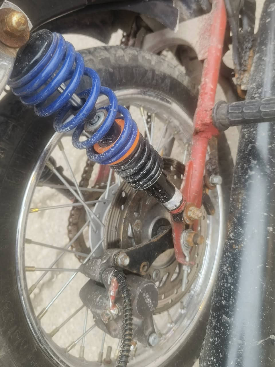 دسـك خلفي للبيع محور كامل كبل شد فحمات جديده السعر 60وبي مجال حك جيتك شراي اتصل*********** مامتواجد خاص
