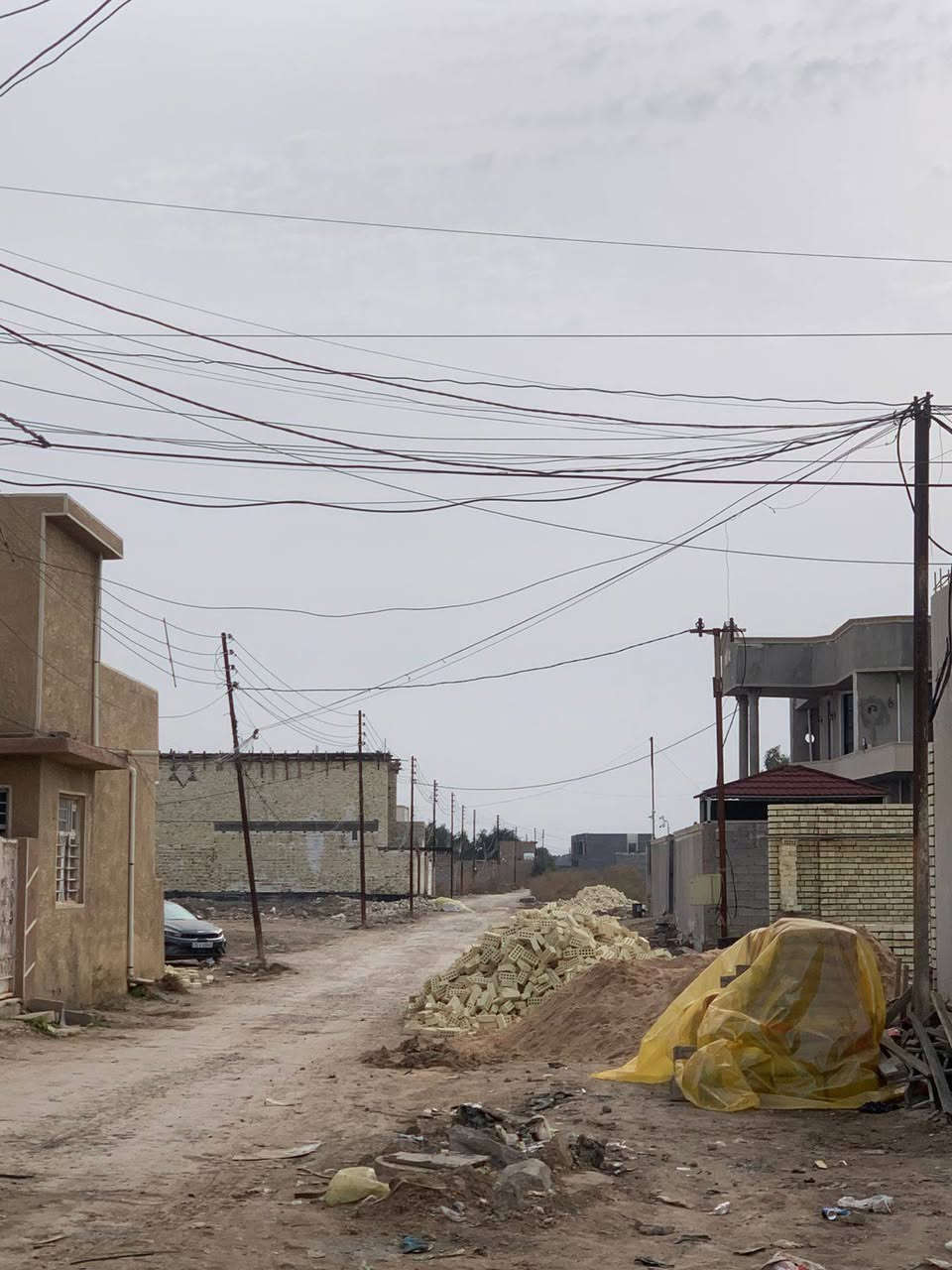 قطعة أرض سند 25 منطقة الانتصار مقابيل مستشفى حماد شهاب
🫰المساحة 100 متر 

🫰خدمات كهرباء ماء مجاري 

🫰الفرع مال غسل وتشحيم البو دراج

🫰السعر 16 

للاستفسار ***********
