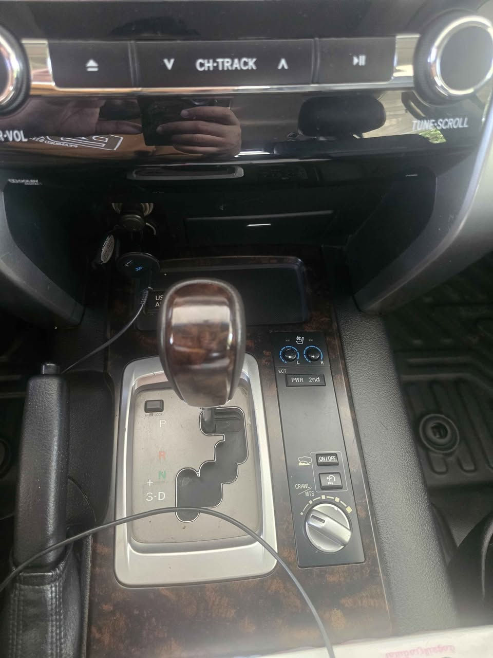 لاندكروز ٢٠١٣ vxr رقم اربيل تحويل ثاني يوم سياره كامله مواصفات السعر ٣٥٥ مال بيع 
***********
*********** Singapore
