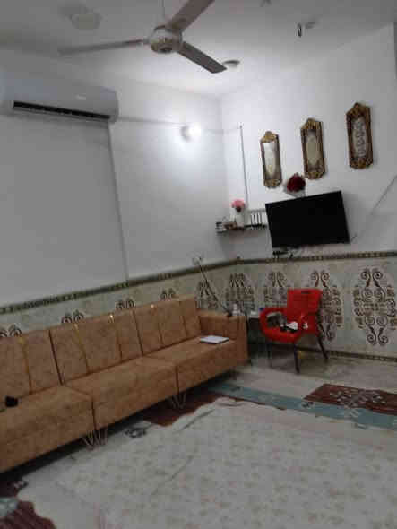 يالله 
دار زراعي مساحه130في منطقه الصخيين يبعد عن شارع العام ٧٠متر عن سايدين بعد جسر الحولي 
بناء طابوق وسقف كونكريت 
يتكون من غرفه وصاله ومطبخ وديوانيه وصحيات داخليه وخارجيه 
جاهز البيت سيراميك مطبك وزره ١٢٠س ومصبوغه الواجهه مع كاونتر وكيزر كبير وماطور وتانكي 
خدمات ماء وكهرباء ومدارس 
السعر60مع مجال 
للمزيد من المعلومات يمكنكم التواصل معنا 
على صفحة الفيس بوك ( الامل للعقار) 
او الاتصال على الرقم التالي***********
***********
للمزيد من العروض على الفيس بك 
https://www.facebook.com/profile.php?id=100087963616783&mibextid=2JQ9oc

للمزيد من العروض على حسابنا التيليجرام (الامل للعقار)
https://t.me/ameralkabe

للمزيد من العروض على حسابنا الواتساب (الامل للعقار)
https://chat.whatsapp.com/GRFrcEXw0J88CVE83bhb8v
