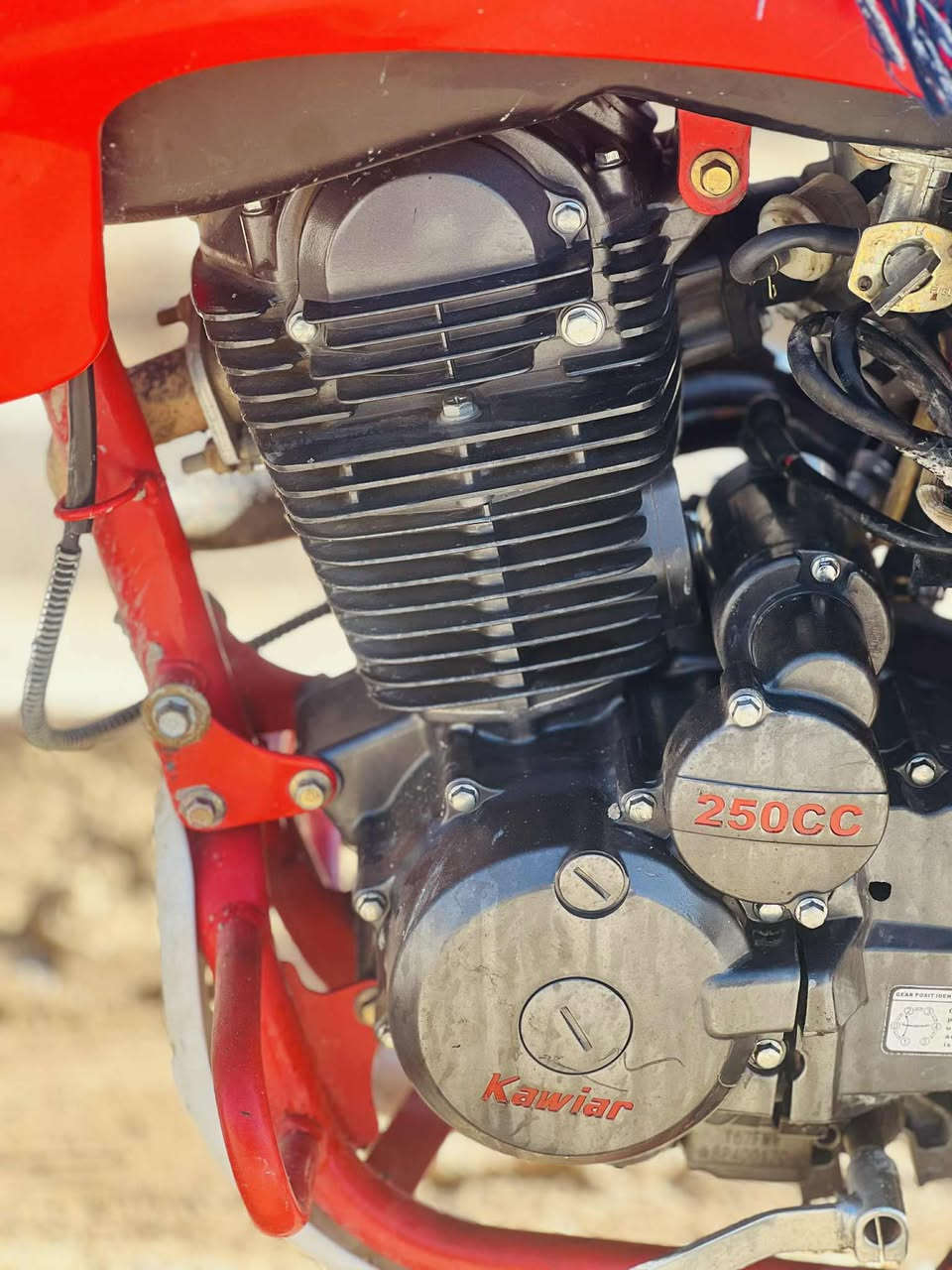 سلام عليكم
مكلف بلنشر 
دراجة قفاز للبيع  موديل 23 دراجة حلوة ونضيفة 
المكان ديالى ناحية كنعان 
للستفسار اتصال فقط 
***********
