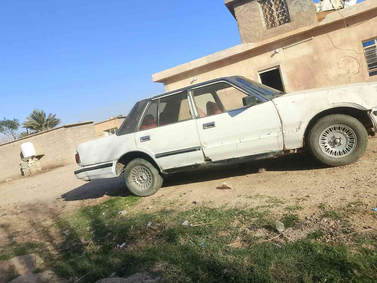 السلام عليكم سوبر موديل 86كير محرك بي تبخير بدون تنقيص داخل نضيف تخم تاير رقم النبار مكان السياره بغداد الشعله السعر  15وبيهة مجال رقم ***********
