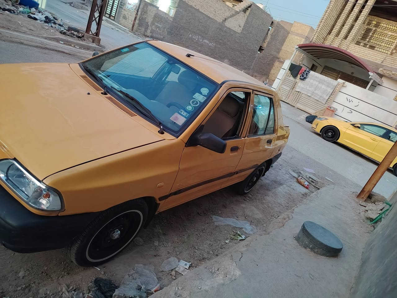 سلام عليكم من رخصت مدير الكروب سايبه مديل 15 نضيفه كلش كير ومحرك و شواصي خير من الله بس تبريد ميشتغل طفه عندي وعفته ماعرف غاز كتفات وتخم تاير بيها جديد وكبل عقد مروري لين صاحب سياره ريد تحويل سعر 33 وبيها شي قليل بيتنه بال كماليه هاذ رقمي ***********
