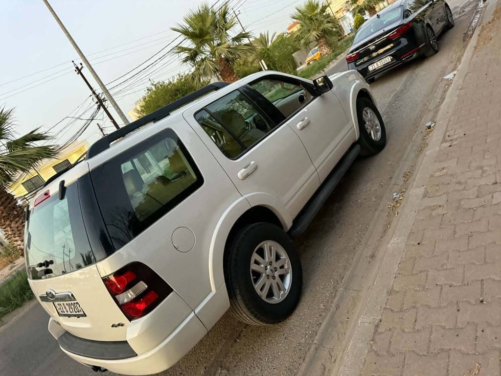 فورد2010شريكه نيفه صفر شريكه گيرمحر تبريد شرط سلايت كين 3مقعد جاملغ واحد صبغ  كشن جل  سنه ويه جديد كوبون بنزين دواخل اصفر.  معروف سيارا    سعر 105.   خابر *********** كركوك, العراق
