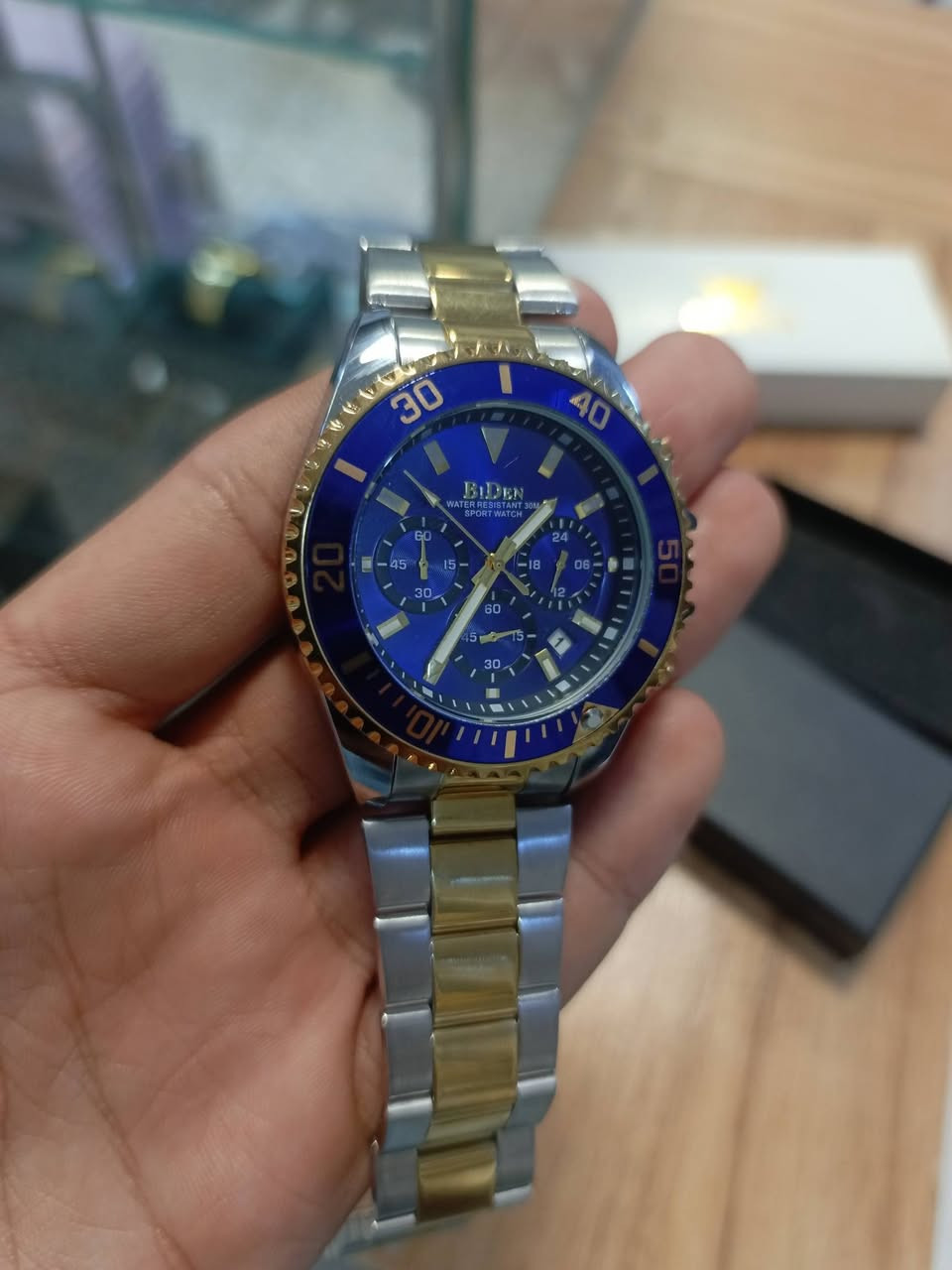 اخوان 🌹
ساعه بهذا الشكل كلش حلوه ومرتبه 
بيها مشكله بالسير مالته نفس مواضح بالصورة 
اعلى سعر بالعافيه.. 
#الجميع


**إذا كنت صاحب هذا الإعلان وتريد حذفه لأي سبب، رجاءا أرسل رسالة إلى الدعم الفني**