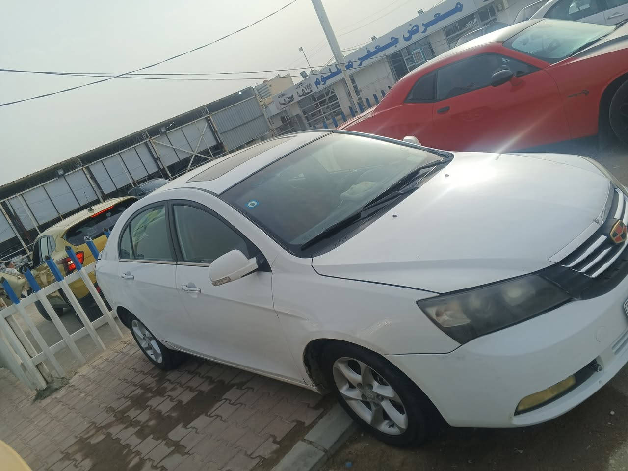 ام كراند c7 موديل 2013 باسمي سيارة رقم بغداد بلادية محرك وكير بية صبغ بجاملخات والباب الوراء سعر 50 وبية مجال الاتصال علي الرقم ***********
