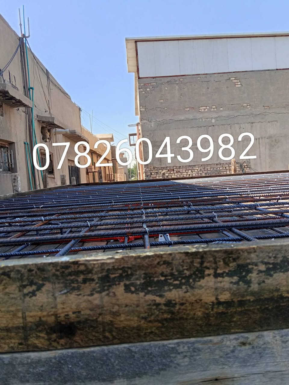 تم بفضل الله تعالى وبركاته صب سطح مساحته 165 في الكفائات والتوفيق للجميع ان شاء الله  اخوكم احمد النجار لجميع اعمال النجاره والتسليح والصب عمل او كرسته وعمل ***********
