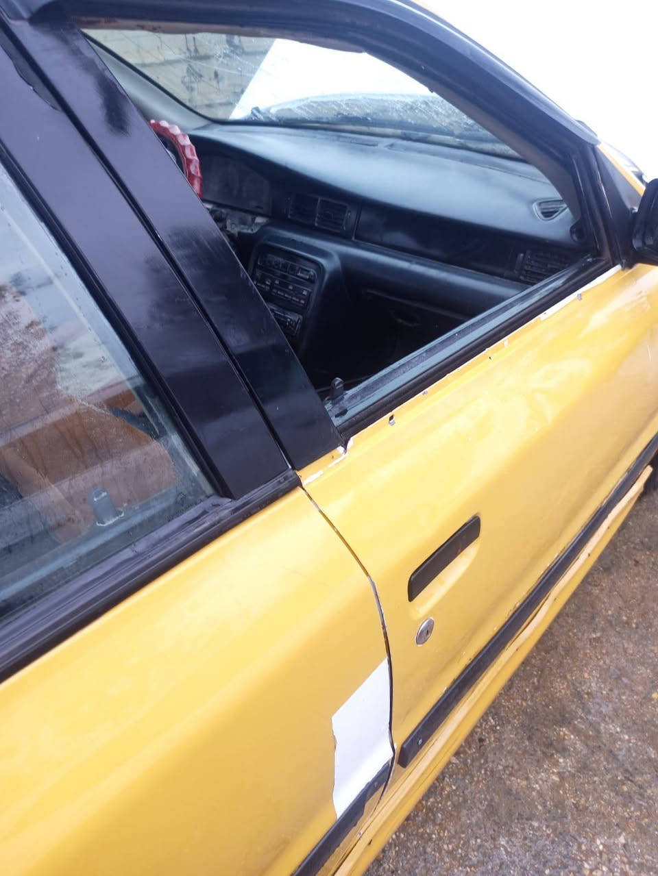 السلام عليكم  سمند موديل ٢٠٠٩ رقم قادسية الماني سنويه ساقطة ٢٠٢٠  غرامات صفر  هيئة مامسلجة كير خير من الله محرك بي خيط بخار  داواخلها مدوشمة  تايرات نضاف حدادية باور سلف داينمو باتري  كله جديد السياره مسويلها ادامة السعر ١٨ وبيها مجال بسيط.. مكان السياره...  حله قرب العلويه شريفه بنت الحسن  الاتصال على الرقم *********** او مراسلة الصفحة
