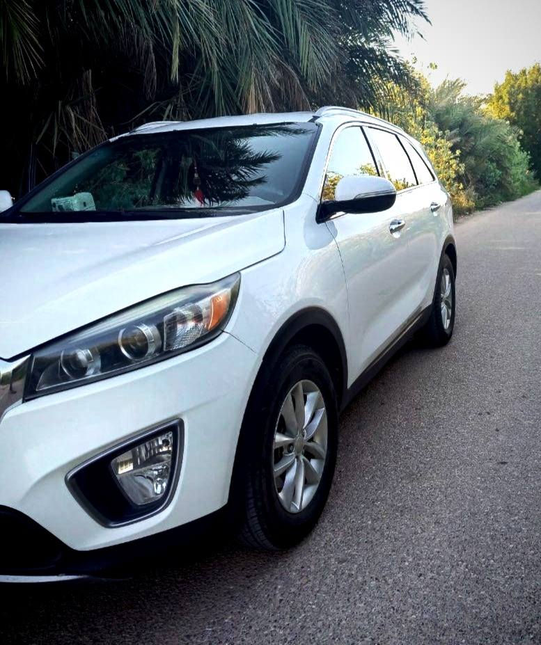 السلام عليكم
كيا سورنتو موديل 2016 وارد امريكي
محرك 4كفاله وضع شركه
سياره جديده وجاهزه شرط بدون اي نقص تخم تاير جديد باتري تبريد تدفئه حداديه جديد
حادث بسيط كلش طرف البنيد ومبدل اصلي نفس اللون
بدون ضربه داخليه ماشيه قليل السياره رقم واسط بسمي تحويل مباشر بسم المشترى مكان ناصريه رفاعي ***********سعر 170 بيه مجال قليل
