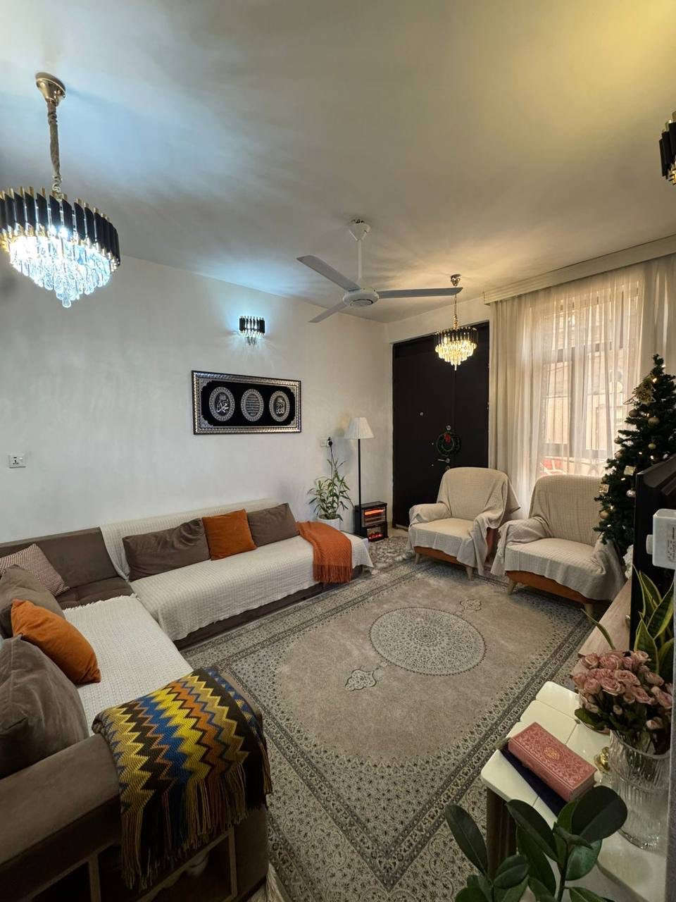 دار للبيع مساحة متر 100حي جهاد الخارجية مربع البدالة 📍
طابق ونص // 

غرف نوم 2️⃣🛌+صحيات 🚾1️⃣

الواجهة 5 النزال 20 متر 

السعر والاستفسار// *********** واتس ☎️

مكتب العدل للعقار //
