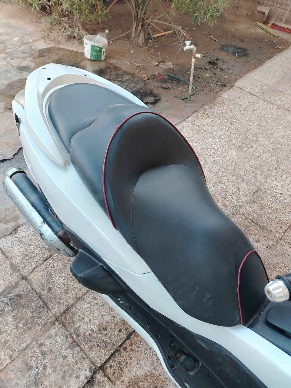 سلام عليكم دراجه للبيع هونده فورزه صفر عشره مكاني شهربان *********** اتصل ودلل
