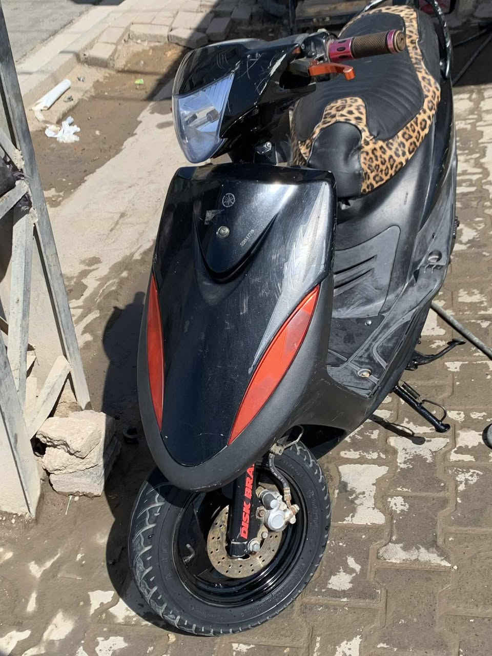 سلام عليكم للبيع ماكس عدلة دراجة مفتوحة نقصه كلجات امامية وباتري
سعر خاص او اتصل *********** مكانهة حي العسكري شارع الطاقة
