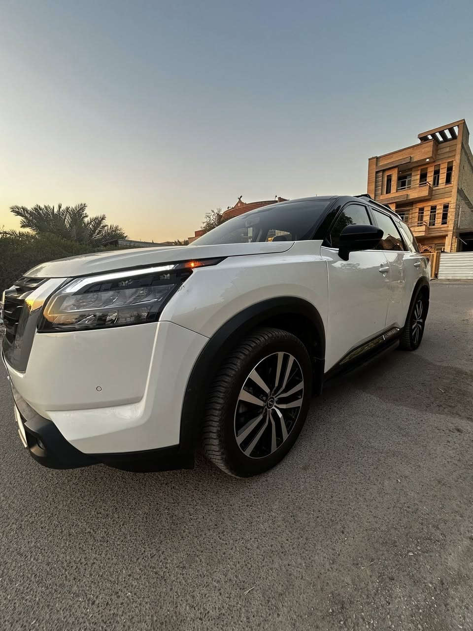 السلام عليكم
للبيع نيسان باث فايندر رقم بغداد 

2023 ماشيه 40  الف مايل 

حادث دعاميه اماميه فقط بيها بارد و تكحيل موضح بصوره 

مواصفات بلاتنيوم معروفه اعلى مواصفات

بصمه دخول وقفل ذكي 

مري شفط وجام قلاب مع البك 

كامرات 360 

رادار خلفي وجانبي وأمامي 

كشنات تدفئه و تبريد 

كشنات خزن ميموري

كشنات خلفي منفصل 

أناره محيطيه 

بردات خلفيه 

داتا شو تفاعلي 

فتحه وبنرامه 

كشنات جلد 

مرايه تعتيم 

حساسات امامي خلفي

صندوق كهرباء

سستم سماعات Bose 

شاحن وايرليس

بعد بيها مواصفات هواي 

مكان السياره بغداد البلديات رقمي ***********
سعر290  وبيها مجال قليل
