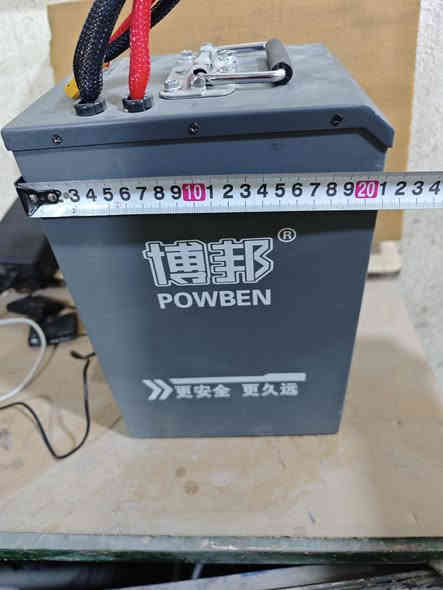 بطاريه ليثوم فوسفات الحديد بعدها جديده مال سيزر معروفه مشحونه26مره ترنبط على تطبيق
50امبير
48فولت
رايده 350 للعلم سعرها يعبر550
مكاني بغداد الرصافه
***********
