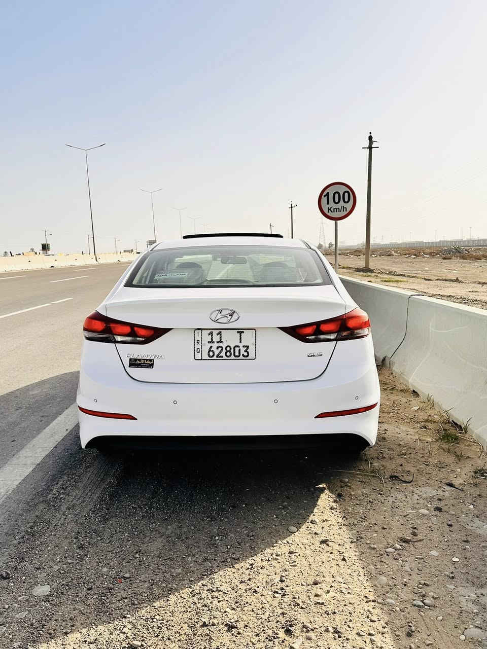 السلام عليكم النترا 2018 خليجه GLSالسياره جديده فتحه كشنات جلد تحكمات مري شفط اشاير بالمري محرك 2000 دوش السياره مكفوله كلها بيها بس دعاميه صبغ للجماليه ماشيه 90 الف 
السعر 150$ وبيها مجال 
المكان : بغداد شعلة
الرقم ***********
