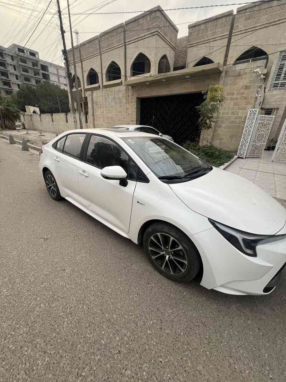 السلام عليكم
كورلا هايبرد موديل ٢٠٢٥ بغداد 
الشكل الامريكي المرغوب 
  سياره فول الفول 
ماشيه ١٢
دهن اصلي بانزين محسن 
سياره جديده بمعنى الكلمه
رايدها ب٢٤وبيها  مجال 
العنوان بغداد الوزيريه 
***********

0 784 875 8030
