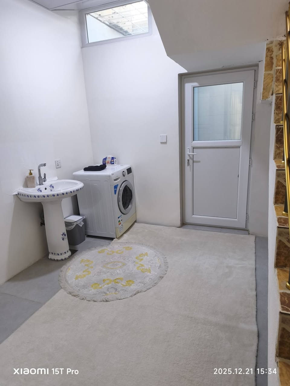 خانوویەکی جوان لە کوردسات بۆ فرۆشتن لە سەر ڕووبەری ١٣٣ مەتر کە پێک دێت لە 
میوان چێشخانە +هۆڵ 
نوستنێک موشتەمەلات نوستنێک لە سەرەوە 
خانووەکە دکتی هەیە هەروەها سەقفی مەغریبیە بۆ زانیاری زیاتر پەیوەندی بکە. 
***********
*********** 
#followersreelsfypシ゚viralシfypシ゚viralシalシ #سلێمانی #فرۆشتن #مەولەوی #هۆڵ
