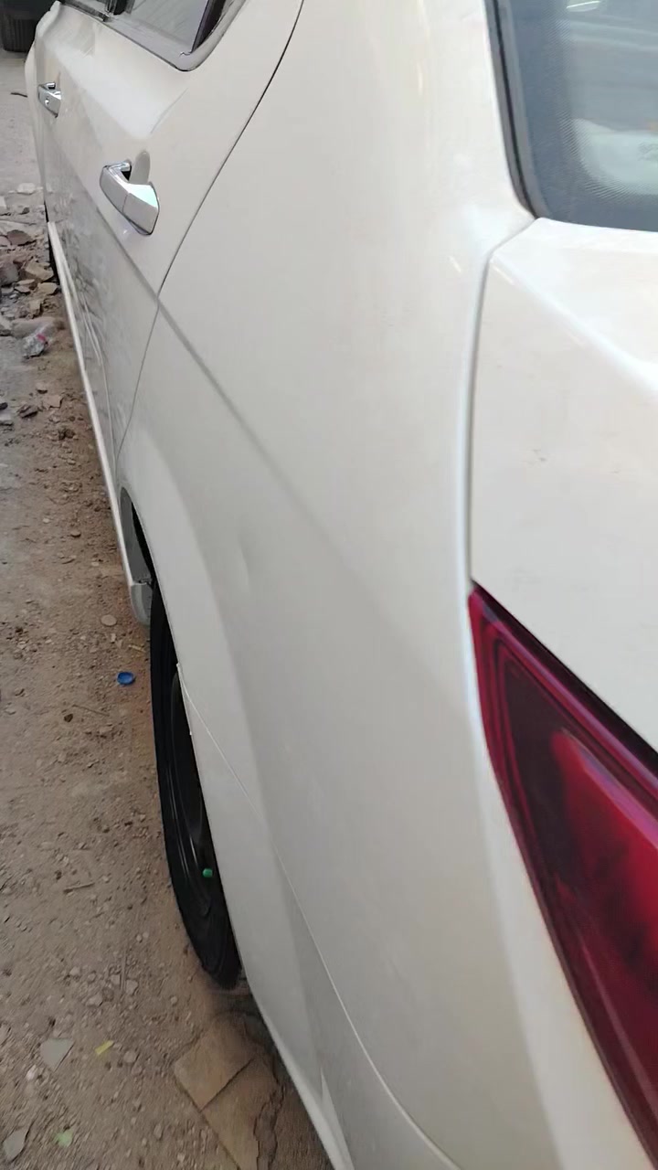 السلام عليكم، سمند دنا بلاص، موديل ٢٠٢٥ , ماشيه ٨ ألف بدون رقم منفيس بأسمي حره، بيها شخط بل باب مثل مموضح بل فيديو، دوشمه عام قبل يومين مدوشمه، تحكم ستيرن كشنات كهرباء، شاشه وكامره وحساس خلفي وجانبي، مكانها ، بغداد، صليخ، معروضه ب٩٠ ورقه وبيها مجال أو مراوس حسب القناعه، ***********
