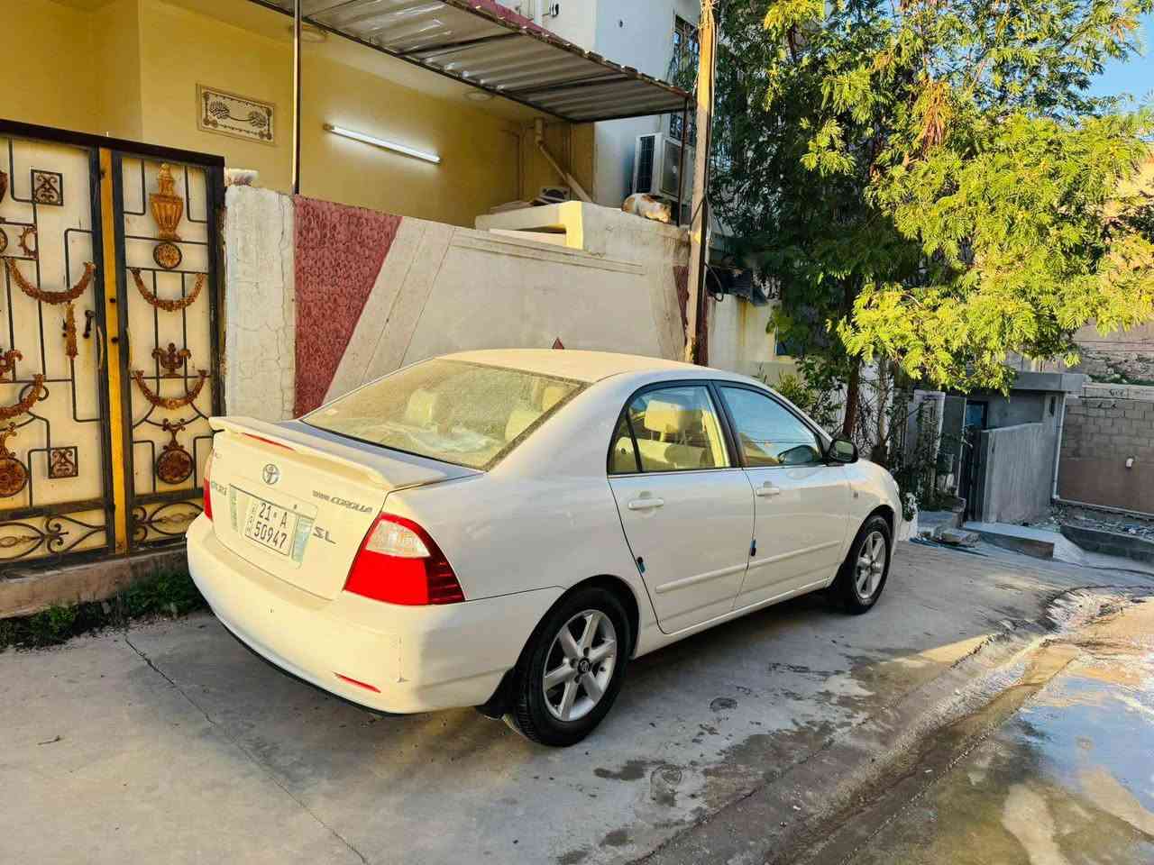 سلام عليكم 
تويوتا كورولا 2007/سيارة بدون صبغ و بدون تعديل /فقط بي شوية حالوب ناعم وخفيف جداً لاتراهو بالعين /سبير بيلادي منازل/ سيارة بسمي / هزة و سنوية و رقم جديد لحد 2030/بطاقة بنزين موجود / تاخم امامي و خلفي مظبوط بشرط / ٤ طايرات جديد / محرك وكير بشرط ممفتوح ولا برغي /كهربائيات كلها يشتغل بشرط/ تبريد ثلج / ٤ جامات كهربائي/ سيارة باقي على وضع بيلادي شركة. 
سعر 112$ وبيها مجال قليل 
عنوان / كركوك 
رقم الهاتف / *********** كركوك, العراق
