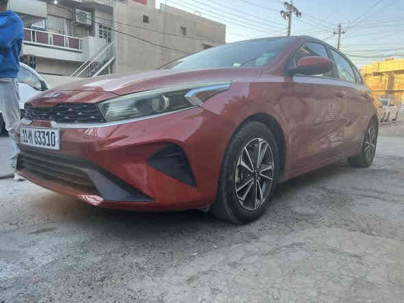 السلام عليكم فورتي ٢٣محرك ٢٠٠٠ دوش حادثه نفسه مال أمريكه  نص فول ماشيه ١٤ الف بسمي بغداد 
تحكمات شاشه 
توقف ذاتي 
ويل كب 
العنوان بغداد 
السعر ١٥٠ بيه مجال 
***********
